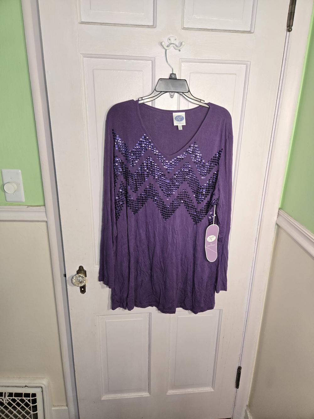Diane Gilman Purple Sequin Chevron V-Neck Long Sleeve Top Size 1X